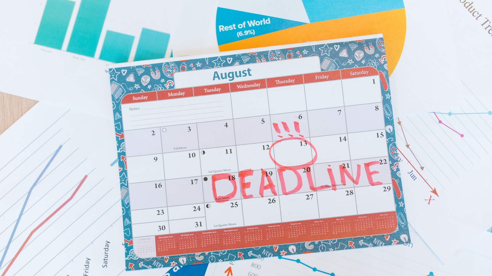 Calendar showing a deadline reminder