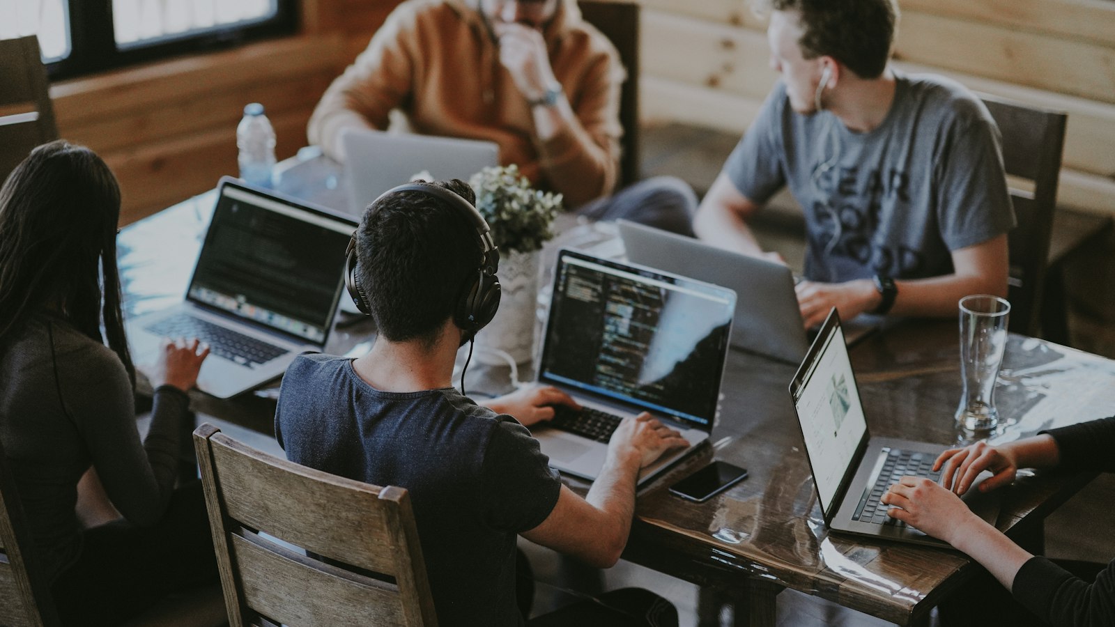 Enterprise software collaboration and team project workflow