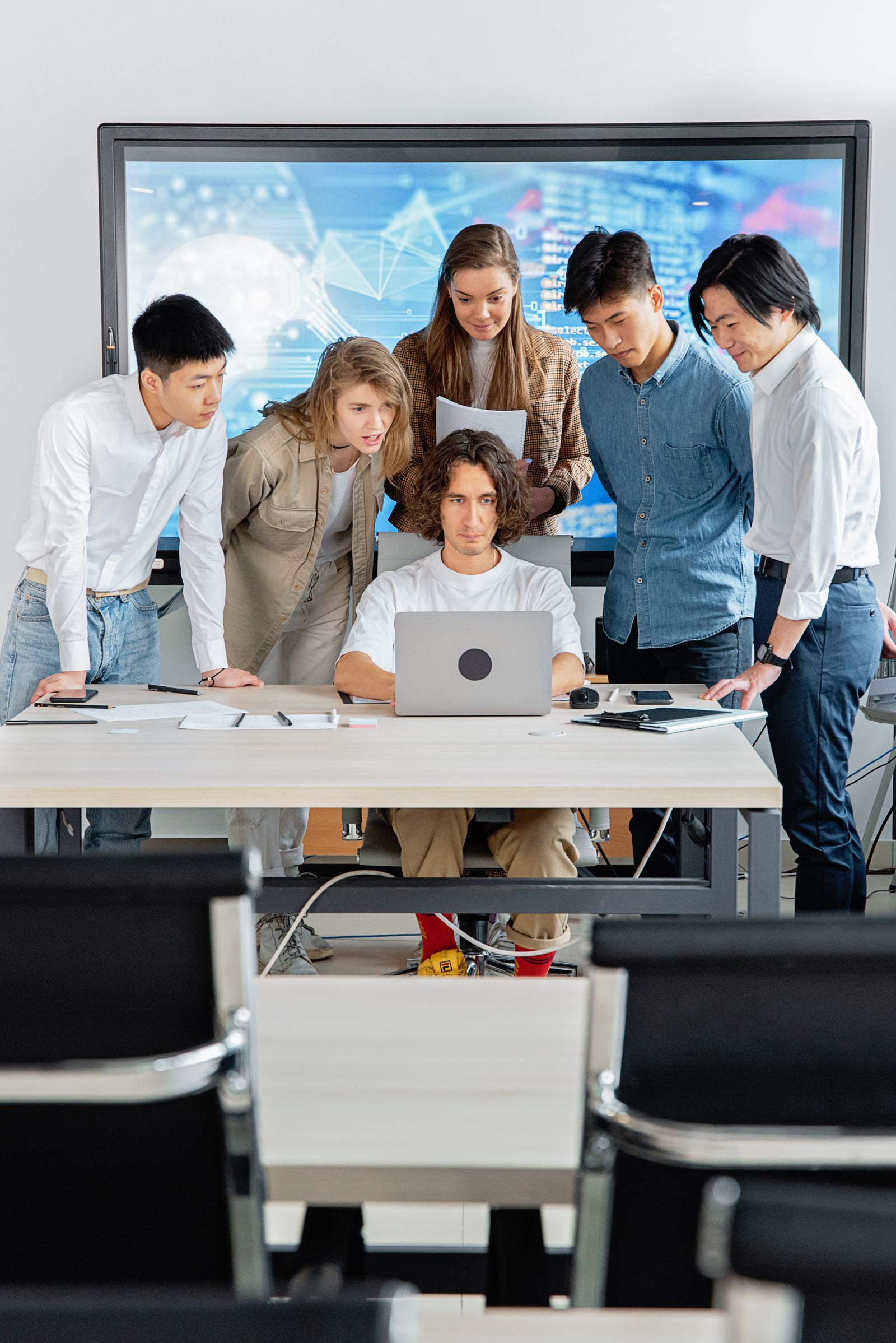 Help Your Buyer Share Your Proposal Internally