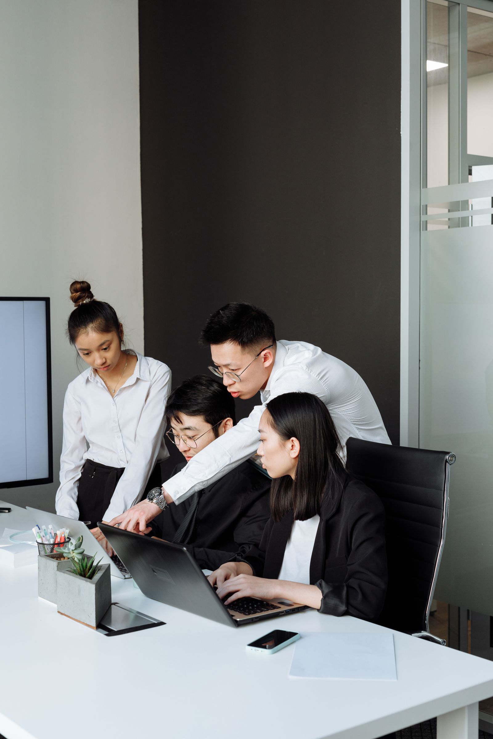 Share Sales Documents With a Buying Committee