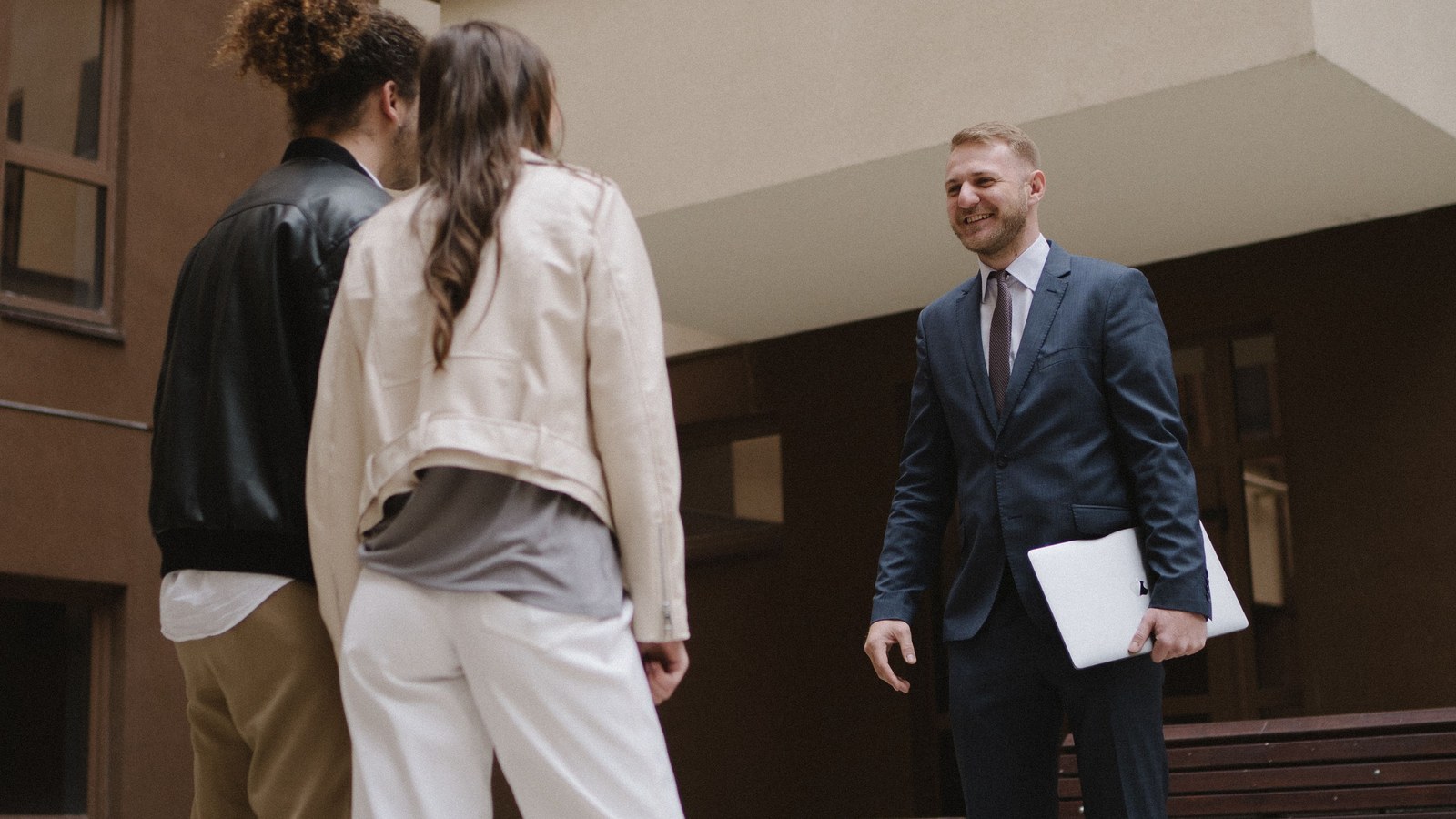Workflow for How to Share Confidential Information With Multiple Buyers Safely